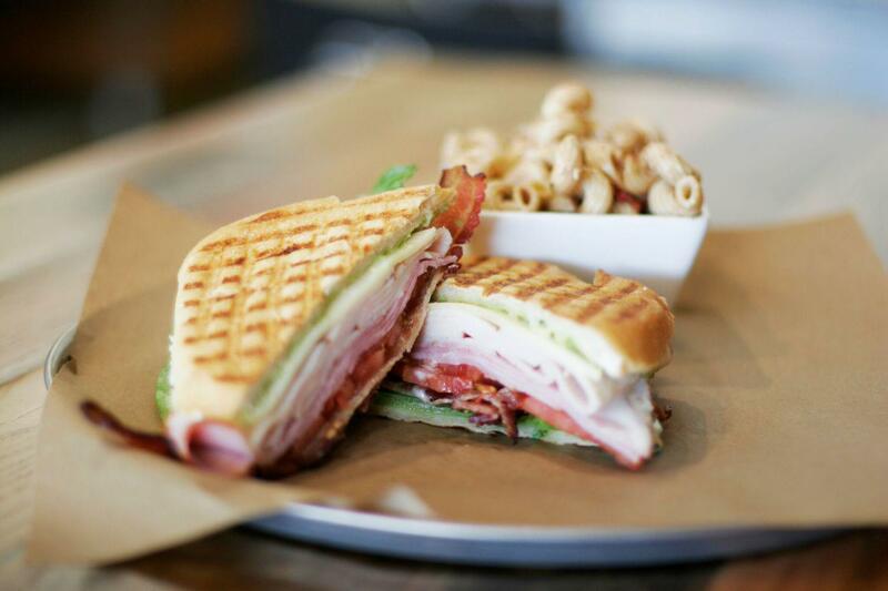 頂讓旺角Café生意飲食生意・生意轉讓・特許經營・加盟・做生意・生意頂讓・頂手・生意買賣・買生意・小食牌・商機・飲食牌照・開小食店・小本創業